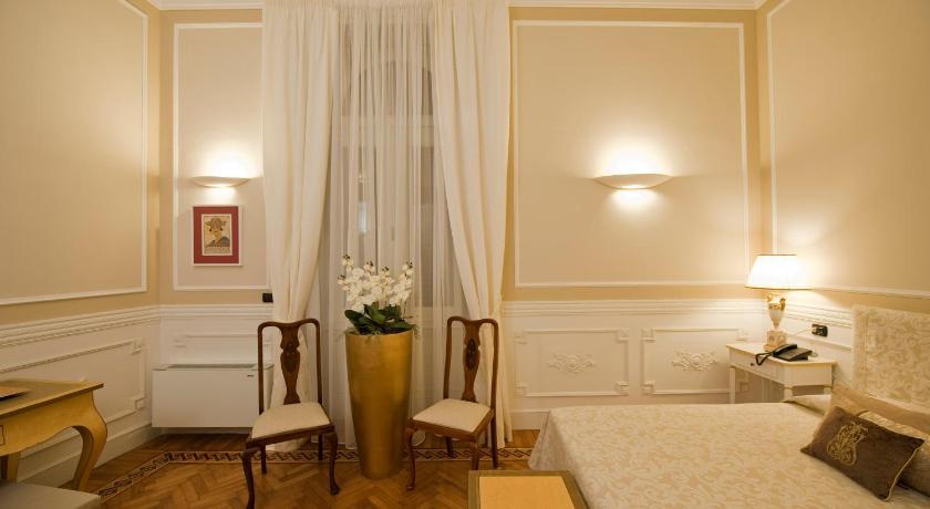 לינה וארוחת בוקר פירנצה Palazzo Lombardo מראה חיצוני תמונה